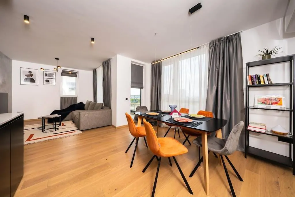 Vitosha Apartment With Parking Sofia