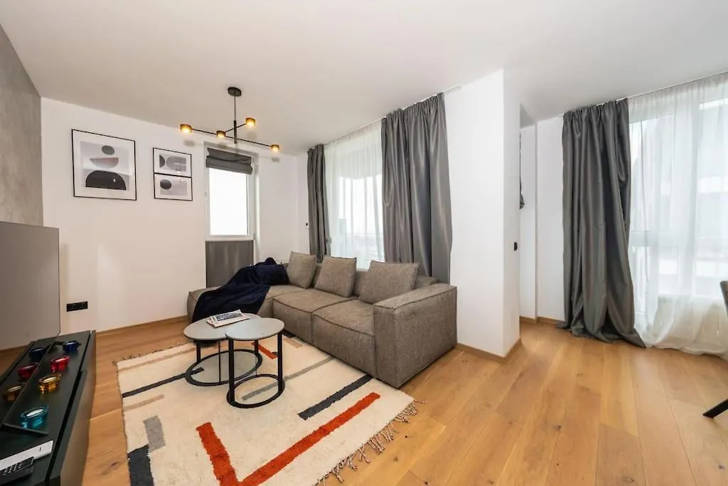 Vitosha Apartment With Parking Sofia