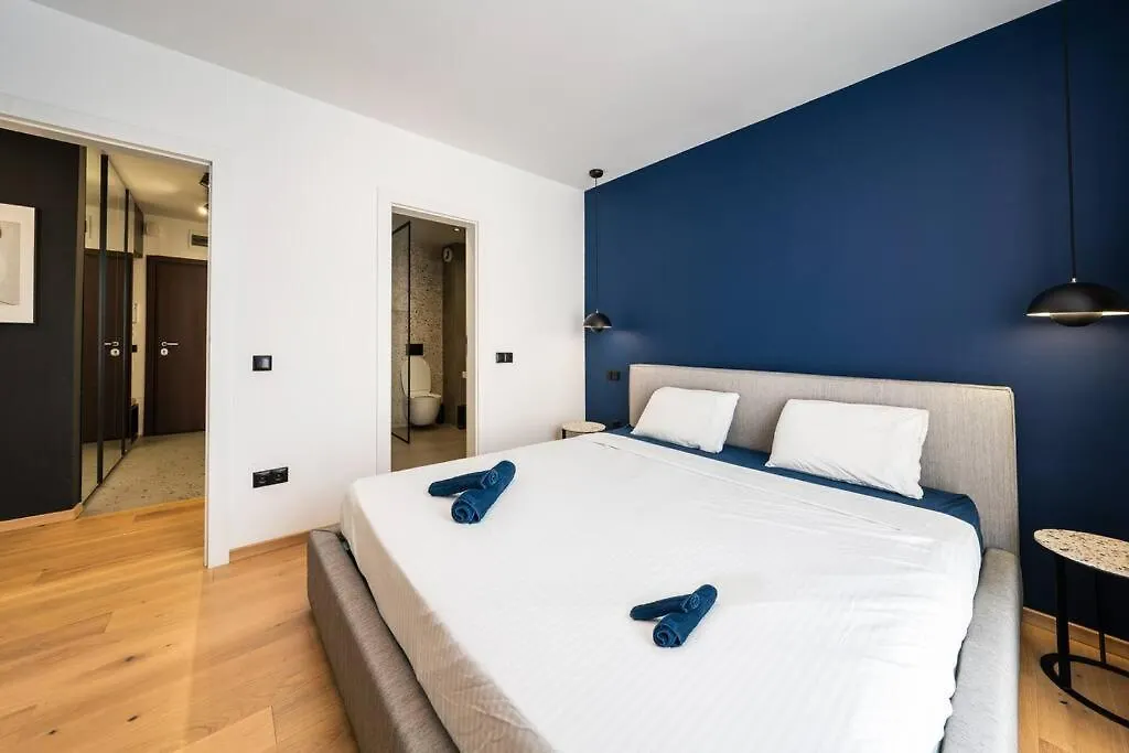 Vitosha Apartment With Parking Sofia