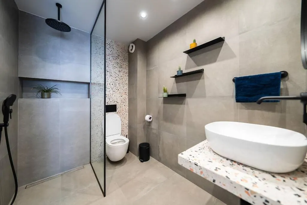 Vitosha Apartment With Parking Sofia Bulgaria